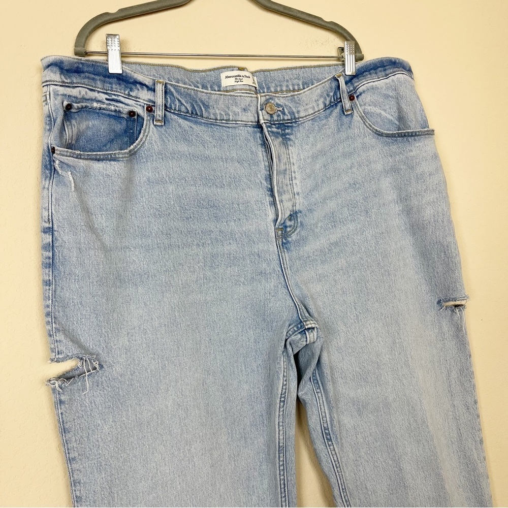 Abercrombie‎ & Fitch The Dad High Rise Thigh Cutout Jeans - Picture 7 of 14